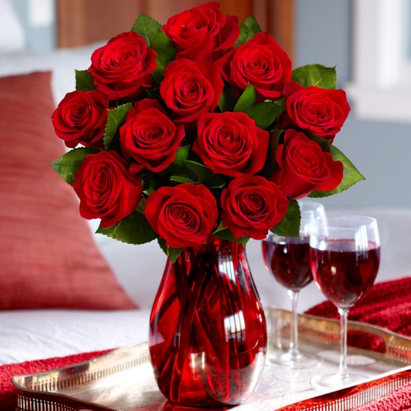 One Dozen Red Birthday Roses